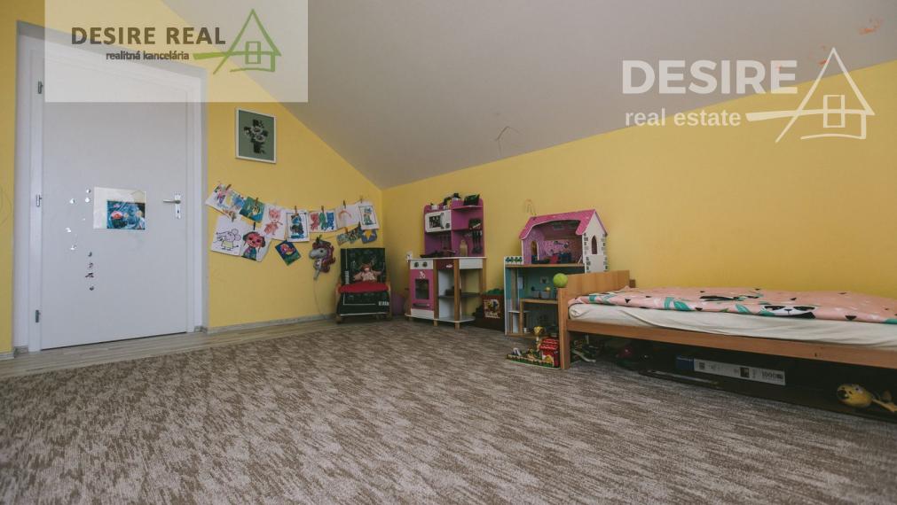 ✅ SOLD: SUNNY, BRICK 3-ROOM APARTMENT WITH BALCONY, CELLAR and ELEVATOR, 97.50 m2, Pezinok - Muškát