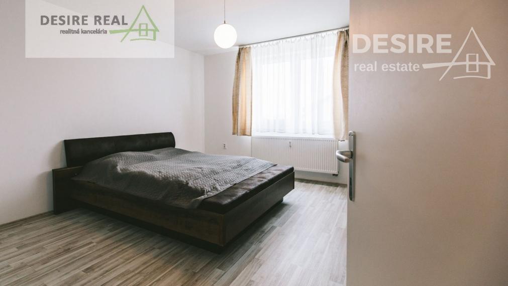 ✅ SOLD: SUNNY, BRICK 3-ROOM APARTMENT WITH BALCONY, CELLAR and ELEVATOR, 97.50 m2, Pezinok - Muškát