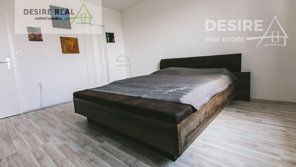 ✅ SOLD: SUNNY, BRICK 3-ROOM APARTMENT WITH BALCONY, CELLAR and ELEVATOR, 97.50 m2, Pezinok - Muškát