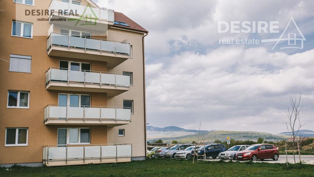 ✅ SOLD: SUNNY, BRICK 3-ROOM APARTMENT WITH BALCONY, CELLAR and ELEVATOR, 97.50 m2, Pezinok - Muškát