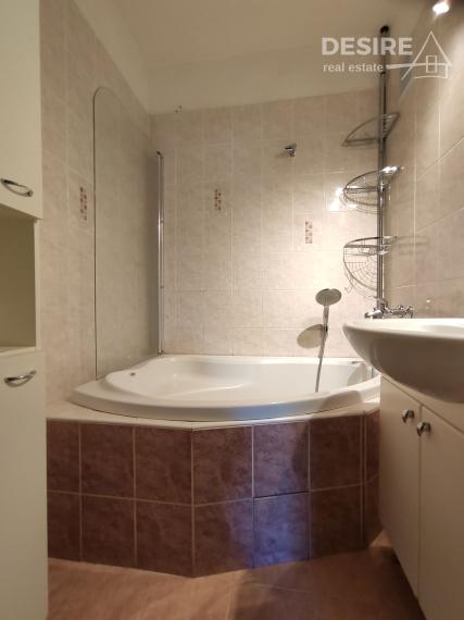 ✅ PREDANÉ: Priestranný 3  izbový byt 64 m2, lóggia, pivnica, Bratislava-Podunajské Biskupice