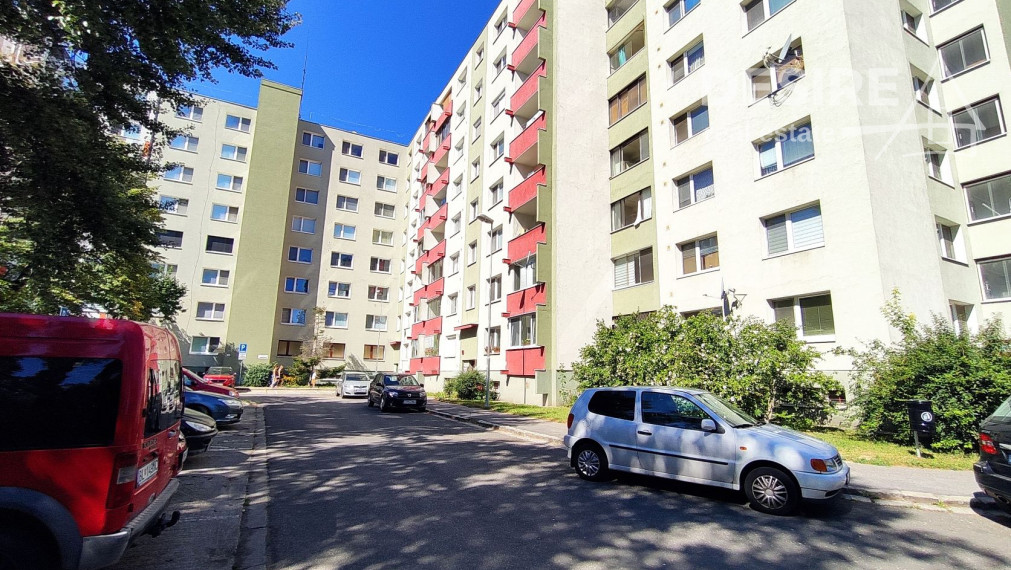 ✅ PREDANÉ: Priestranný 3  izbový byt 64 m2, lóggia, pivnica, Bratislava-Podunajské Biskupice