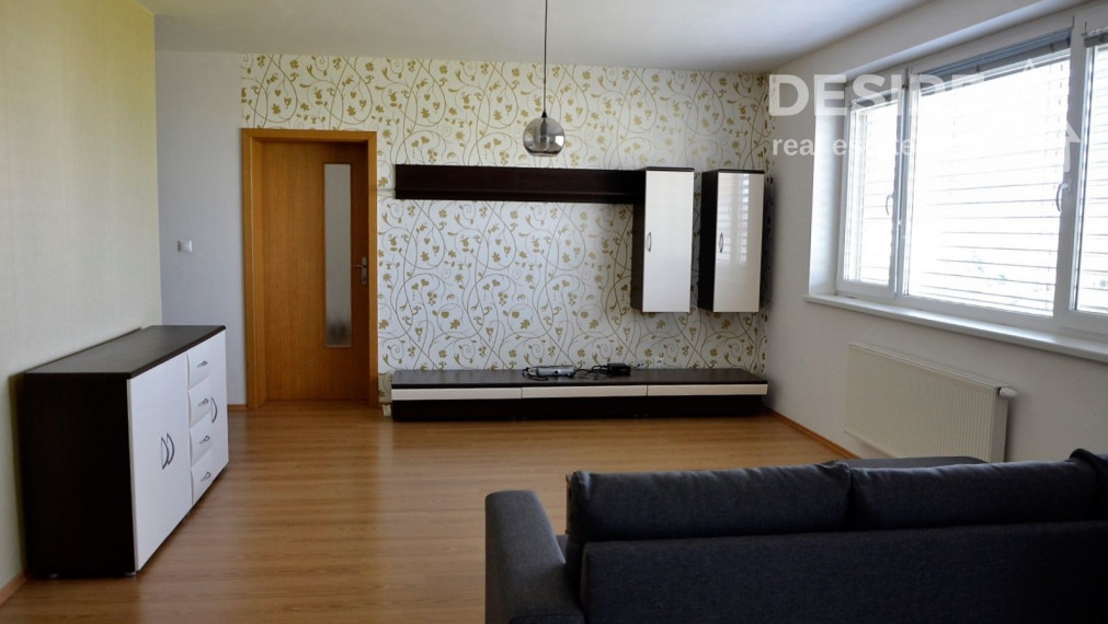 ✅PRENAJATÉ: Zariadený priestranný 3 izb.byt + parkovacie miesto, K.Franklovej., Pezinok