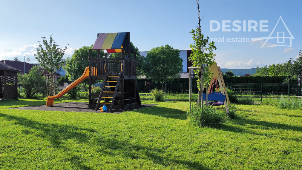 ✅PRENAJATÉ: Zariadený priestranný 3 izb.byt + parkovacie miesto, K.Franklovej., Pezinok