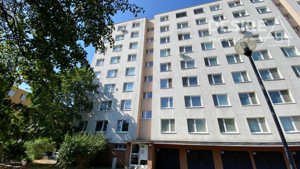 ✅ PREDANÉ: - 5 izbový byt s veľkým balkónom, Bratislava - Rača