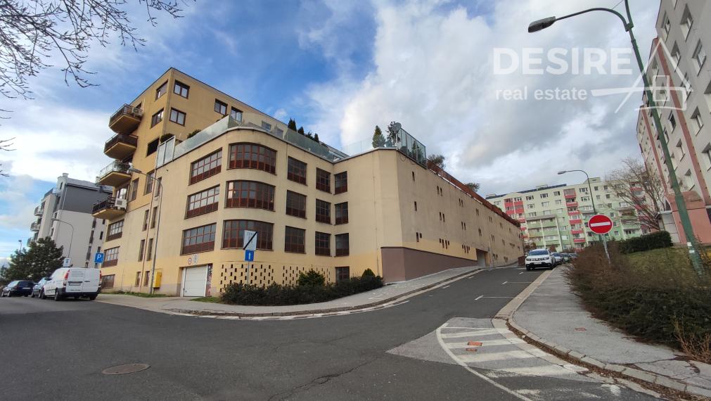 ✅ SOLD: Detached garage in garage house,, Dlhe Diely