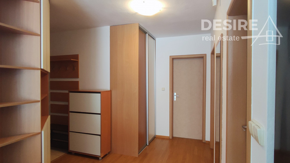 ✅ PRENAJATÉ : Prízemný bezbarierový, zariadený 2.izbový byt so záhradkou