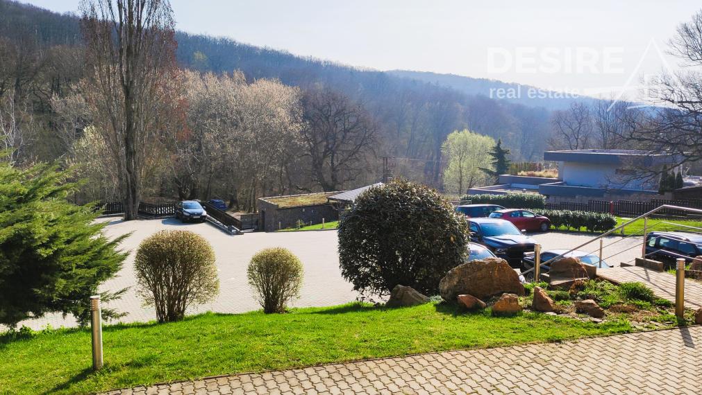 ✅ RENTED:  Fully furnished 2-room apartment with parking, in a quiet area, Kučišdorfská dolina