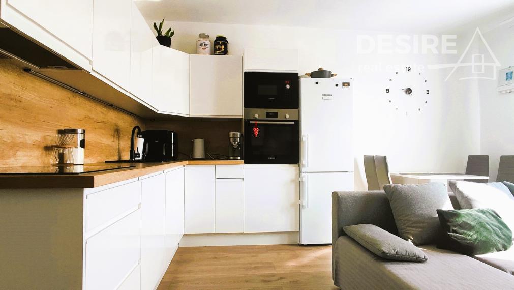 ✅ RENTED:  Fully furnished 2-room apartment with parking, in a quiet area, Kučišdorfská dolina