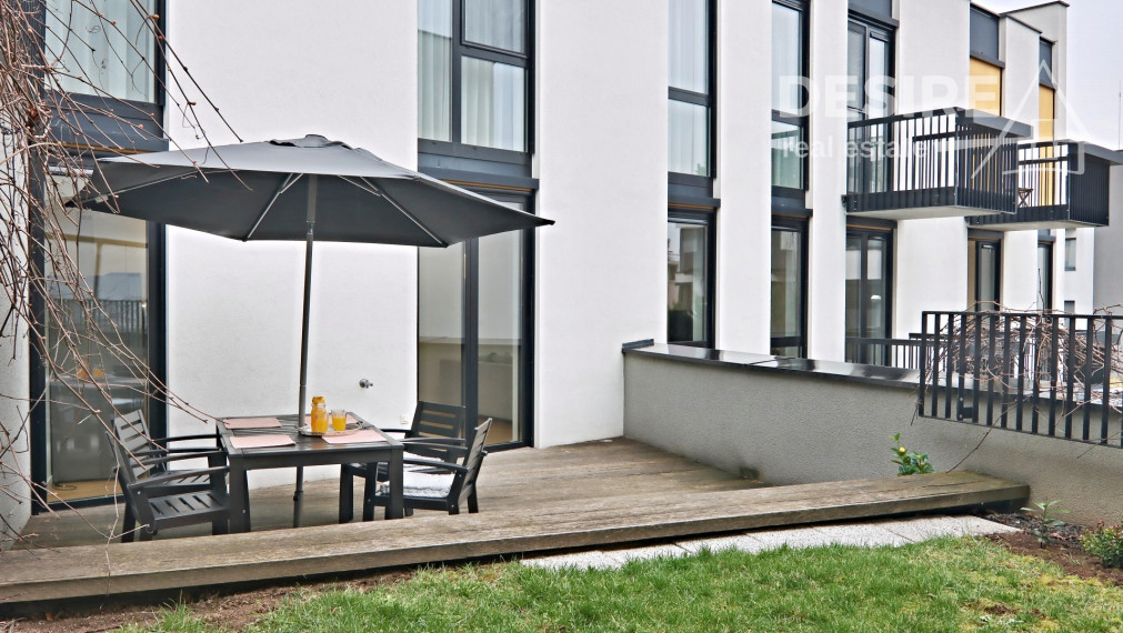 We are preparing for sale:  3-bedroom apartment, garden, teracce, parking, cellar, Koliba, Na Varte