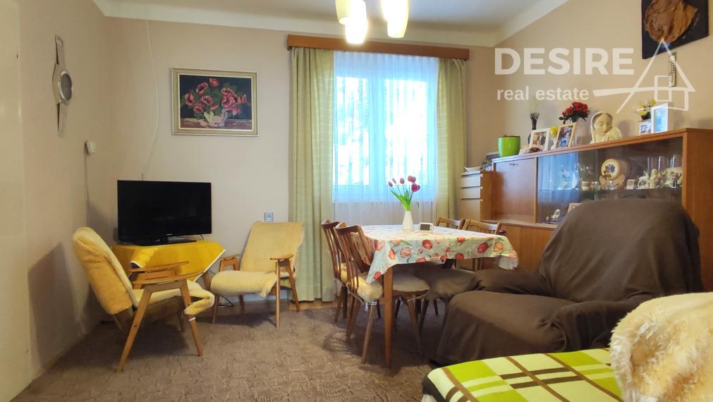 ✅PREDANÉ: Udržiavaný 3 izbový rodinný dom, garáž, Pezinok širšie centrum