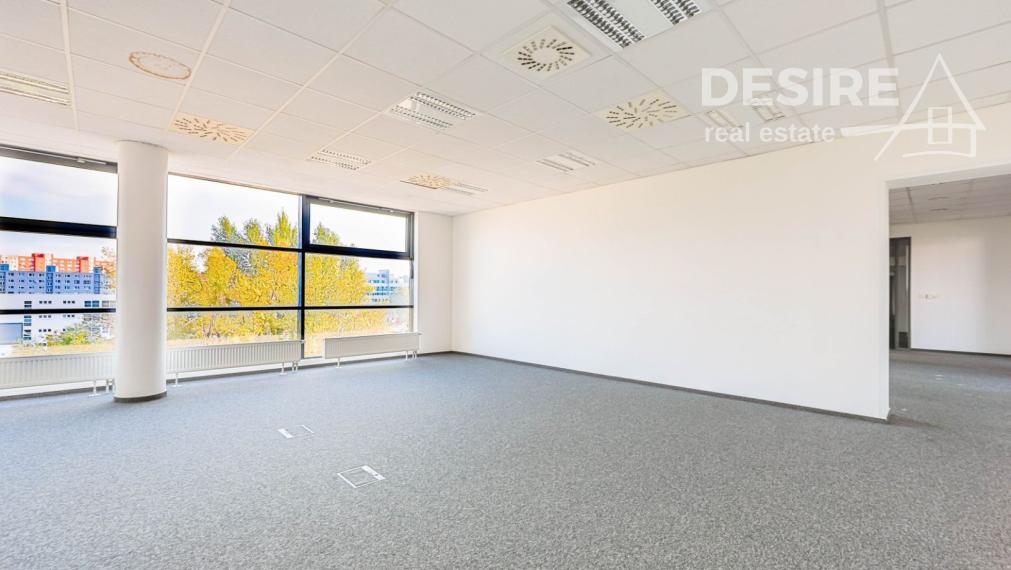 Prenájom: Telocvičňa výmera 190 m2, parkovanie, Röntgenova ul., Bratislava