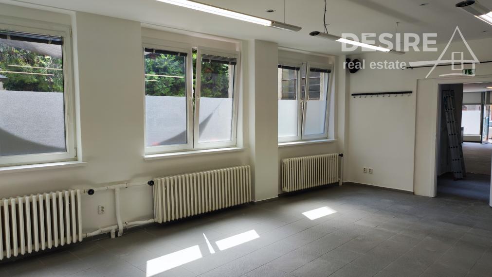 Commercial space 187m2, entry directly from the street, office, shop, services, Vysoká ul., BA