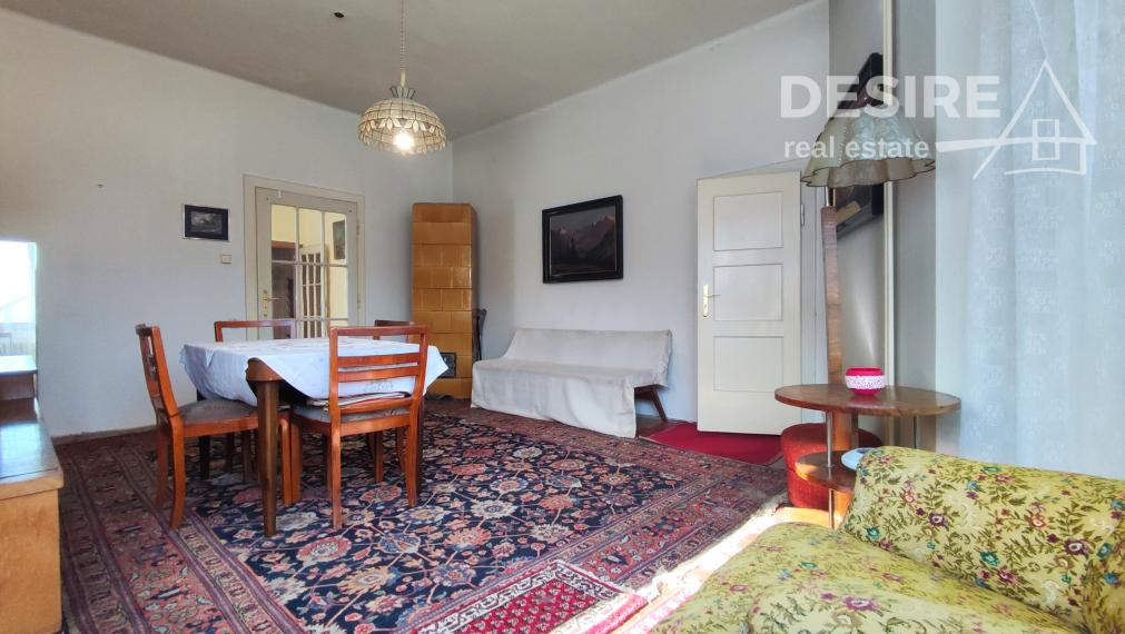 Zachovalý, 4 izbový rodinný dom,  Pezinok centrum