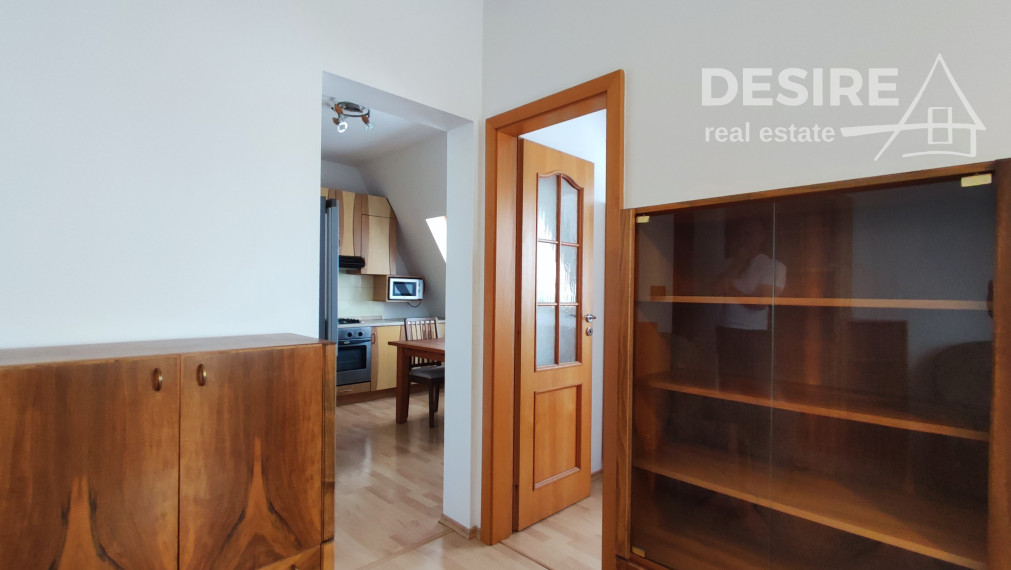 REZERVOVANÉ - 1,5 izbový byt v nadstavbe, terasa, klimatizácia, Bratislava-Trnávka