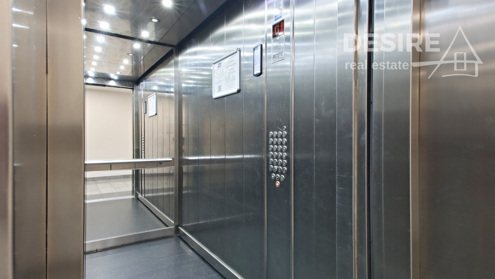 ✅ PREDANÉ: Moderný, štýlový 2 izbový byt so zariadením, loggia, parkovanie, III veže, Bajkalská ul.