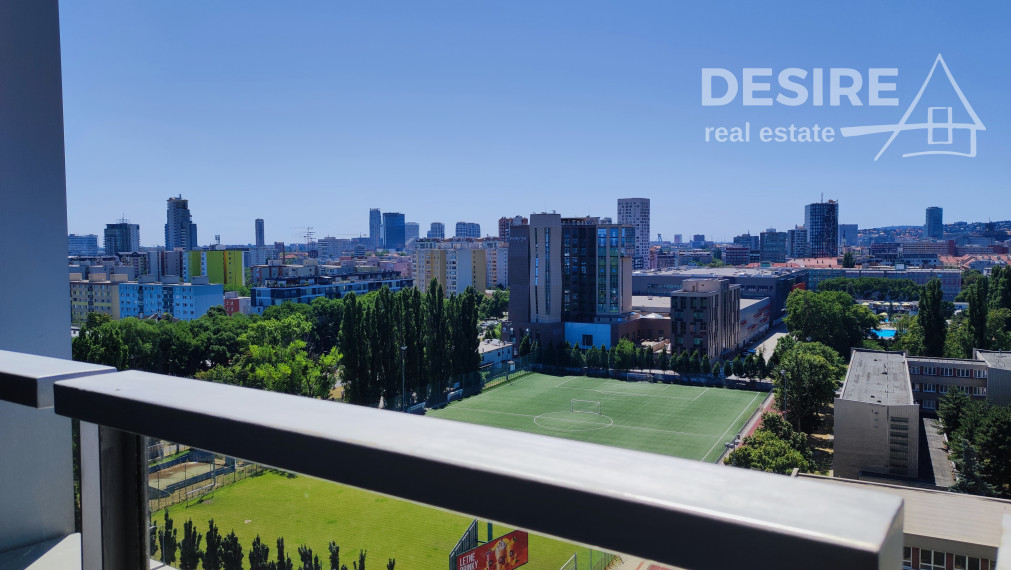 ✅ PREDANÉ: Moderný, štýlový 2 izbový byt so zariadením, loggia, parkovanie, III veže, Bajkalská ul.