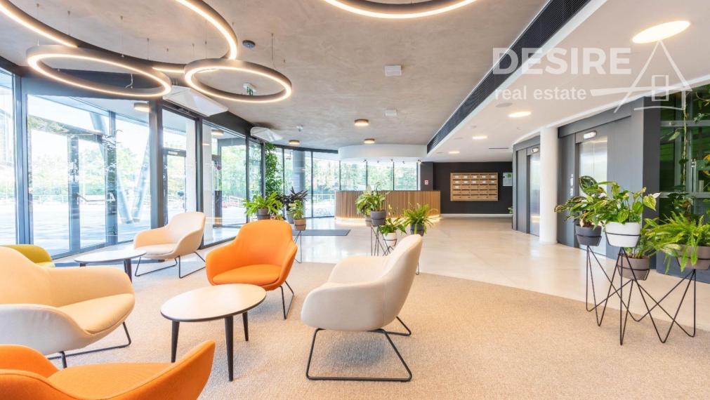 Prenájom: Kancelária 20 m2 až 50m2, parkovanie, Röntgenova ul., Bratislava