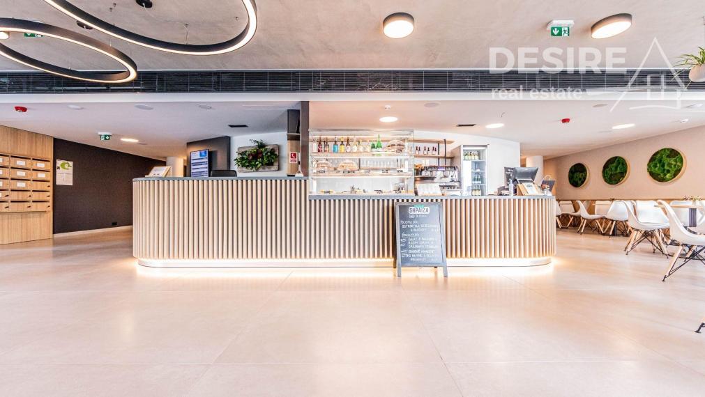 Prenájom: Kancelária 20 m2 až 50m2, parkovanie, Röntgenova ul., Bratislava