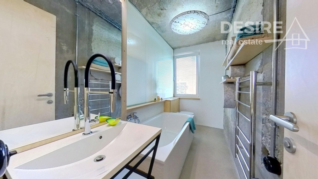 Výnimočný 3i byt v industriálnom štýle, zariadený, B. Smetanu, Trnava