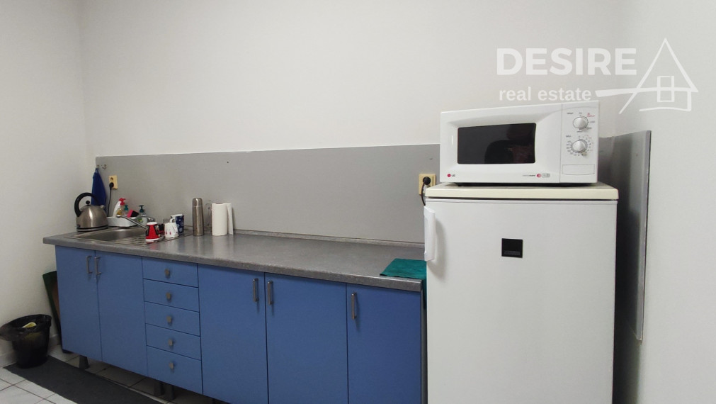 Kancelárie na pre menšiu firmu, 5 miestností, Hattalova ul., Bratislava