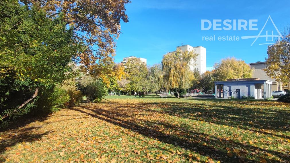 Obchodný priestor 127 m2 v skvelej lokalite, Miletičová, Bratislava