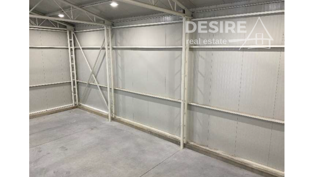 Prenájom skladových priestorov 223,14m2, areál Drevony Rača