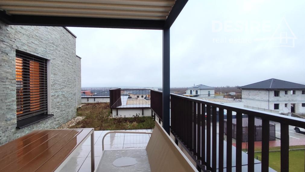 NOVOSTAVBA: Zariadený 3 izbový byt, zelená terasa, parkovanie, Modra -Malé Hliny