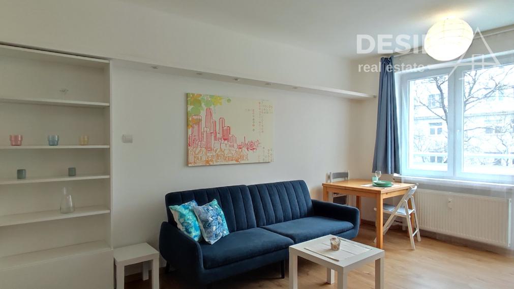 Priestranný 2 izbový byt 50 m2, rekonštrukcia, balkón, klimatizácia, Záhradnícka ul. , BA