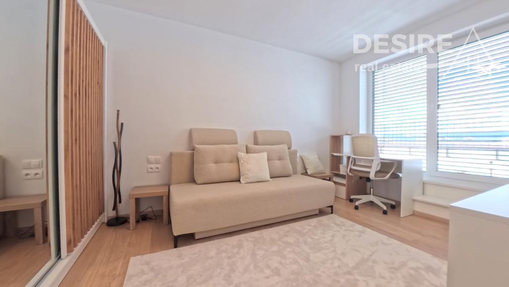 Kompletne zariadený 3 izbový byt, novostavba, zelená terasa, parkovanie, Modra