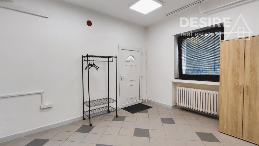 Komerčné priestory vhodné ako kancelárie, predajňa, sklad, prevádzka služieb