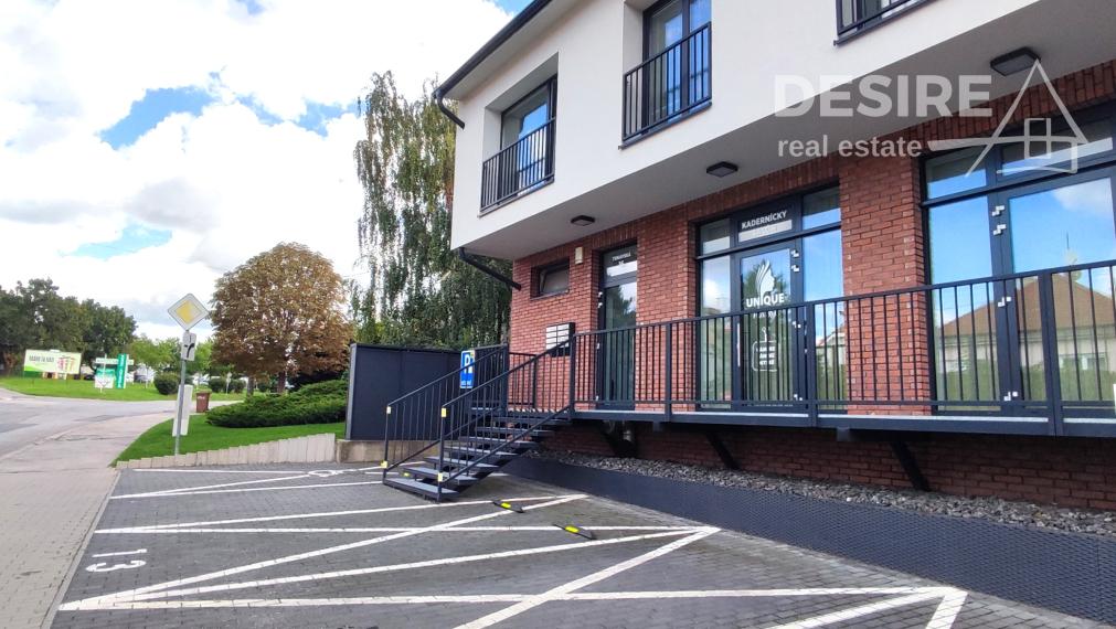 Prenájom: Nebytový priestor vhodný pre služby, obchod, kanceláriu