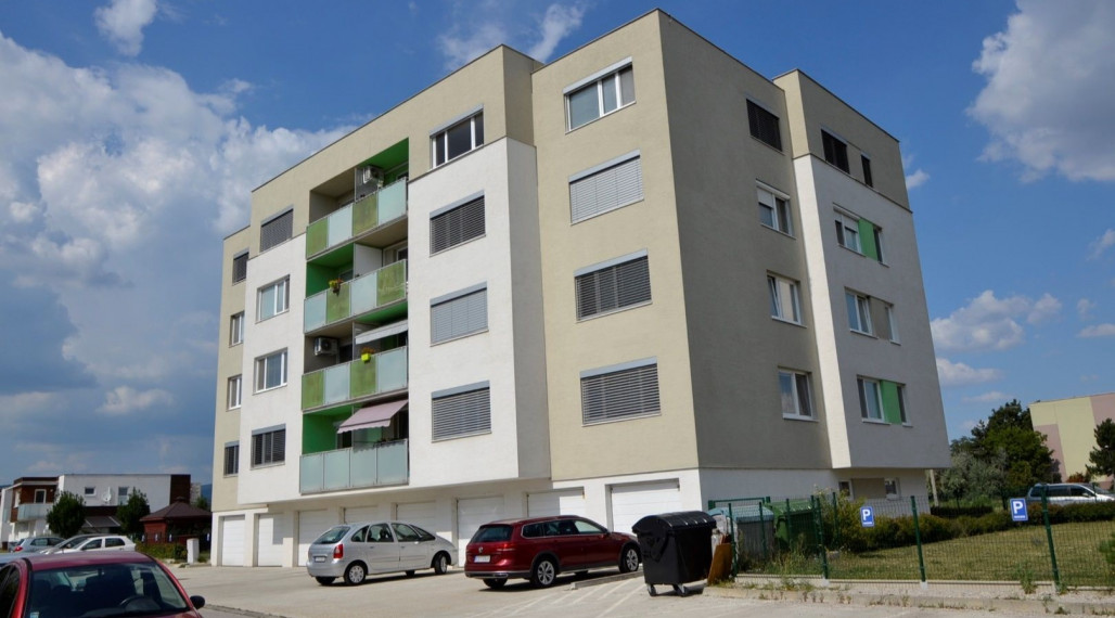 ✅PRENAJATÉ: Zariadený priestranný 3 izb.byt + parkovacie miesto, K.Franklovej., Pezinok