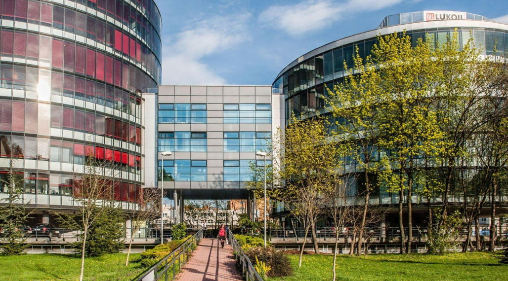 Komerčné priestory na prenájom, od 48 m2, parkovanie, Röntgenova ul., Bratislava