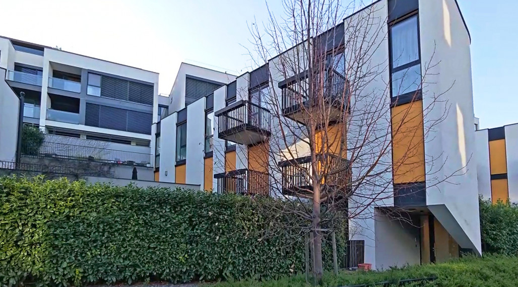 ✅ REZERVOVANÉ: Priestranný 3i byt, záhrada, terasa, 2x balkón, parkovanie, pivnica, Koliba