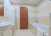PRIPRAVUJEME: Priestranný 3,5 izbový mezonetový byt v Pezinku na Suvorovovej ul. - fotografia 10