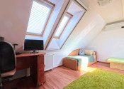 Priestranný 3,5 izbový mezonetový byt v Pezinku na Suvorovovej ul. - fotografia 15
