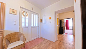 Jedinečný rodinný dom po rekonštrukcii, záhrada, Pezinok - Cajla - fotografia 4