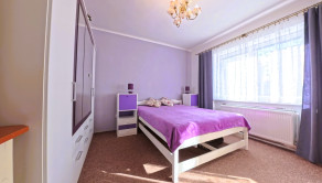 Jedinečný rodinný dom po rekonštrukcii, záhrada, Pezinok - Cajla - fotografia 11