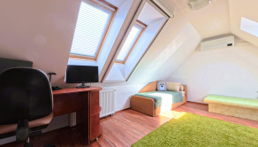 PRIPRAVUJEME: Priestranný 3,5 izbový mezonetový byt v Pezinku na Suvorovovej ul. - fotografia 15