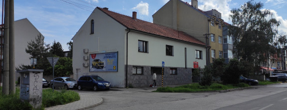 Komerčné priestory vhodné ako kancelárie, predajňa, sklad, prevádzka služieb