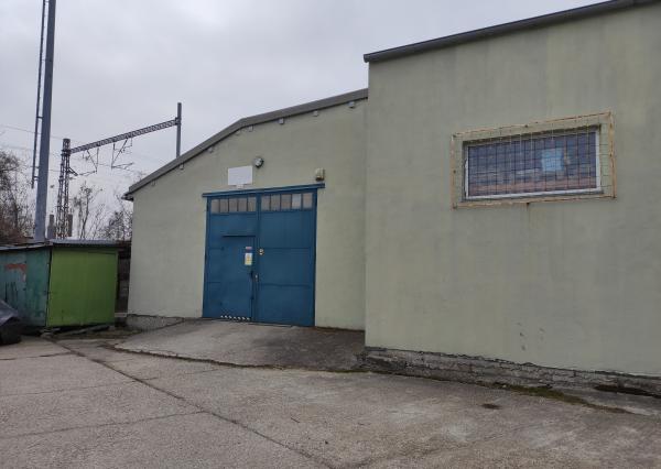 Sklad 170m2 a Kancelárske priestory 98m2