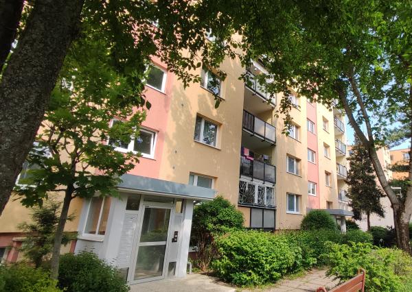 Svetlý 1i byt, pivnica, v peknej lokalite, Hraničná ul., Bratislava