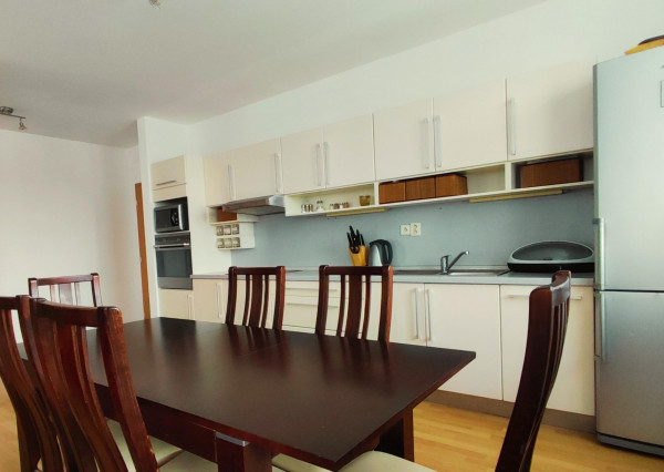 REZERVOVANÉ: Priestranný 3i.byt, 101 m2, parkovacie státie Košická, Miletičova, Bratislava