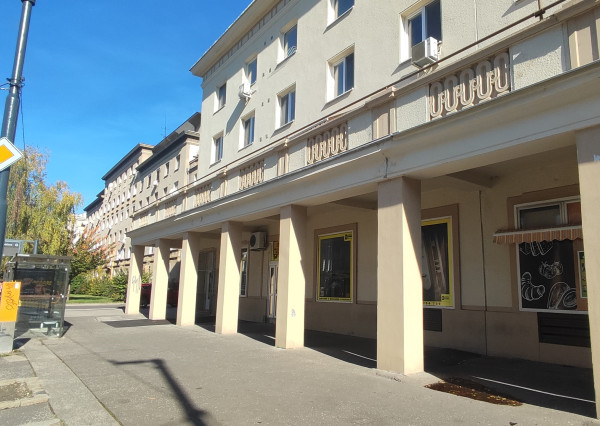 Obchodný priestor 127 m2 v skvelej lokalite, Miletičová, Bratislava