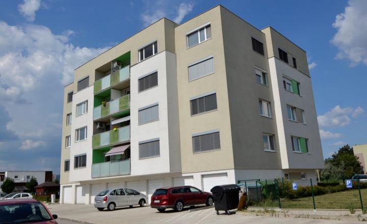 ✅RENTED: Furnished spacious 3-room apartment + parking space, K.Franklovéj., Pezinok