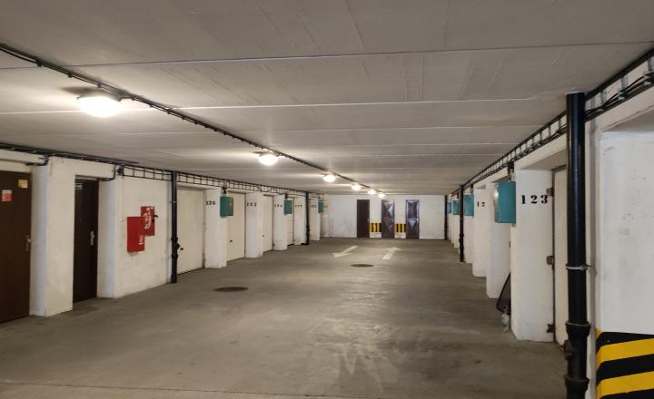 ✅ PREDANÉ: Samostatná garáž v garážovom dome, Dlhé diely - fotografia 3
