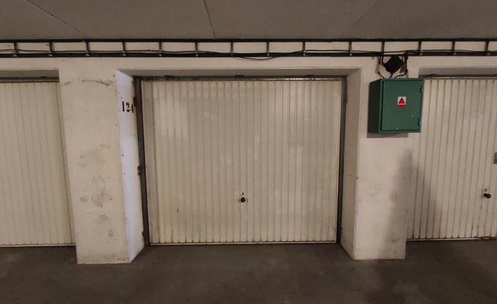 ✅ PREDANÉ: Samostatná garáž v garážovom dome, Dlhé diely - fotografia 4