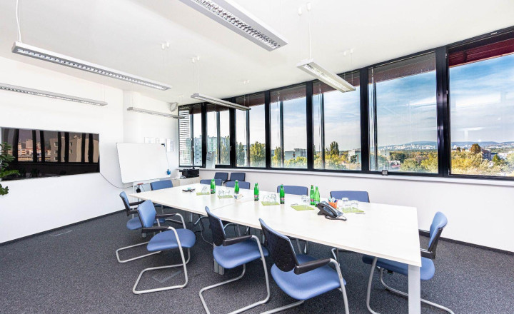 Prenájom: Komerčné priestory od 24 m2 - 742 m2, parkovanie, Röntgenova ul., Bratislava - fotografia 5