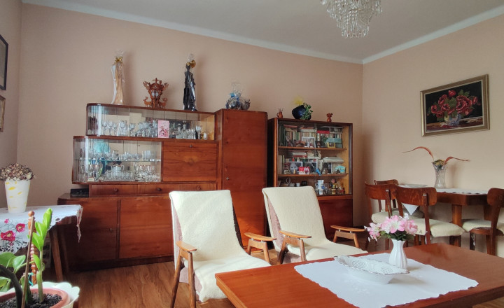 ✅PREDANÉ: Udržiavaný 3 izbový rodinný dom, garáž, Pezinok širšie centrum - fotografia 4